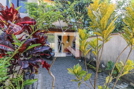 Casa de condomínio à venda com 70m², 2 quartos e 1 vagaÁrea externa