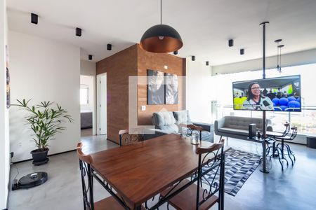 Sala  de apartamento à venda com 2 quartos, 57m² em Vila Yara, Osasco