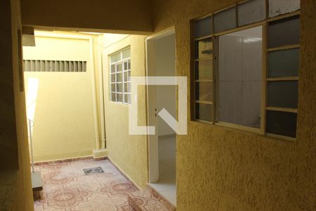 Casa para alugar com 80m², 4 quartos e sem vagaCorredor