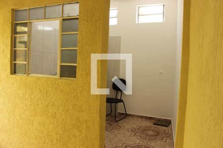 Casa para alugar com 80m², 4 quartos e sem vagaCorredor