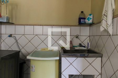 Casa à venda com 220m², 3 quartos e 2 vagas Casa à venda com 220m², 3 quartos e 2 vagasLavanderia