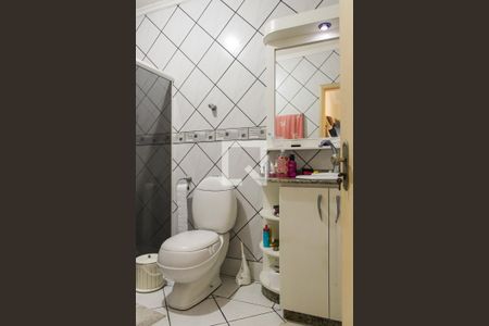 Casa à venda com 220m², 3 quartos e 2 vagas Casa à venda com 220m², 3 quartos e 2 vagasBanheiro da Suíte