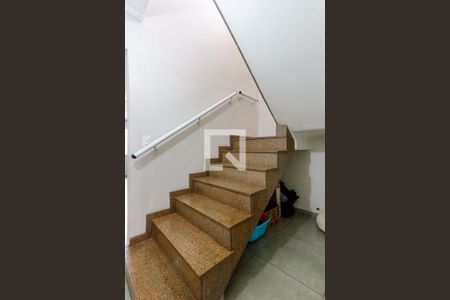 Escada Quartos de casa à venda com 3 quartos, 250m² em Parque Novo Mundo, São Paulo