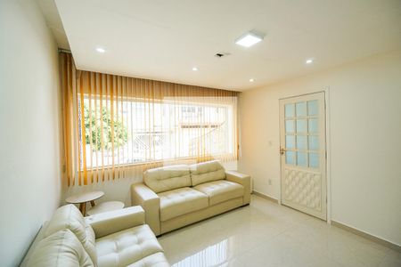 Casa à venda com 383m², 10 quartos e 3 vagasSala - Casa 3