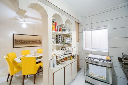 Casa à venda com 383m², 10 quartos e 3 vagasCozinha - Casa 3