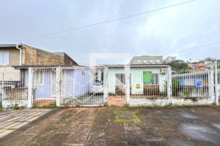 Casa à venda com 430m², 3 quartos e 2 vagasFachada 