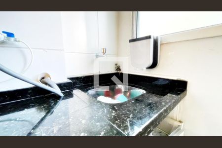 Apartamento à venda com 44m², 2 quartos e 1 vaga Apartamento à venda com 44m², 2 quartos e 1 vagaÁrea de Serviço