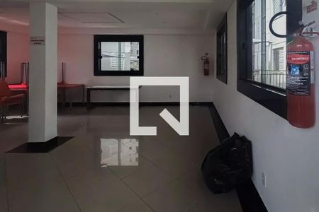 Apartamento à venda com 44m², 2 quartos e 1 vaga Apartamento à venda com 44m², 2 quartos e 1 vagaÁrea comum - Salão de Festas
