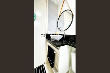 Apartamento à venda com 44m², 2 quartos e 1 vaga Apartamento à venda com 44m², 2 quartos e 1 vagaBanheiro