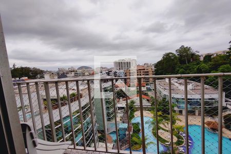 Apartamento à venda com 70m², 2 quartos e 1 vaga Apartamento à venda com 70m², 2 quartos e 1 vagaVaranda