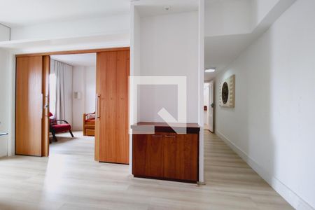 Apartamento à venda com 70m², 2 quartos e 1 vaga Apartamento à venda com 70m², 2 quartos e 1 vagaSala