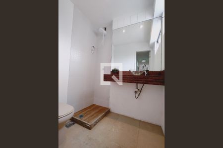 Apartamento à venda com 70m², 2 quartos e 1 vaga Apartamento à venda com 70m², 2 quartos e 1 vagaBanheiro