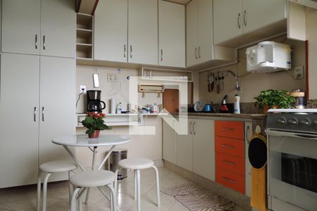 Apartamento à venda com 70m², 2 quartos e 1 vagaCozinha - Armários