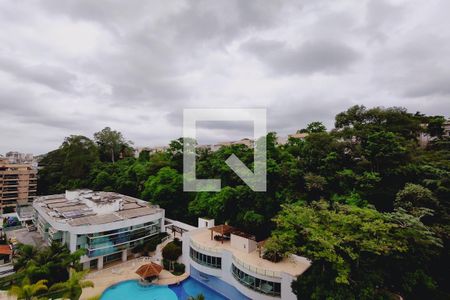 Apartamento à venda com 70m², 2 quartos e 1 vaga Apartamento à venda com 70m², 2 quartos e 1 vagaVista