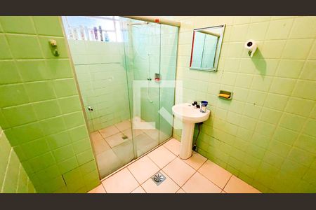 Banheiro de casa à venda com 4 quartos, 360m² em Prado, Belo Horizonte