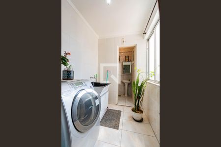 Apartamento à venda com 119m², 3 quartos e 1 vagaÁrea de Serviço