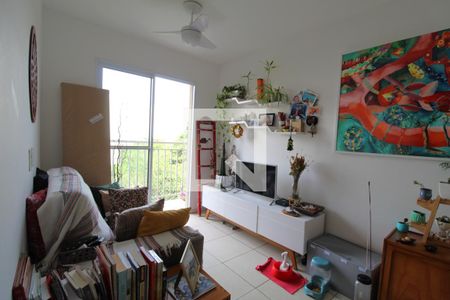 Sala de apartamento à venda com 2 quartos, 58m² em Jacarepaguá, Rio de Janeiro