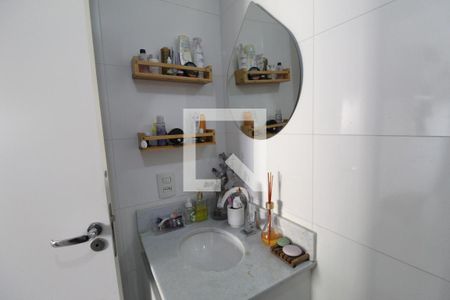 Apartamento à venda com 58m², 2 quartos e 1 vagaBanheiro da suíte