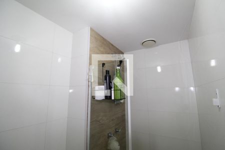 Apartamento à venda com 58m², 2 quartos e 1 vagaBanheiro social