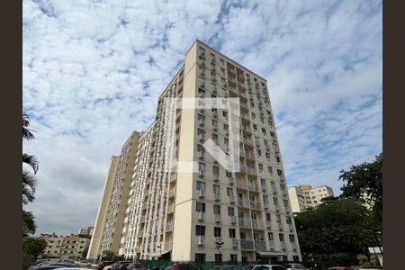 Apartamento à venda com 58m², 2 quartos e 1 vaga Apartamento à venda com 58m², 2 quartos e 1 vagaFachada