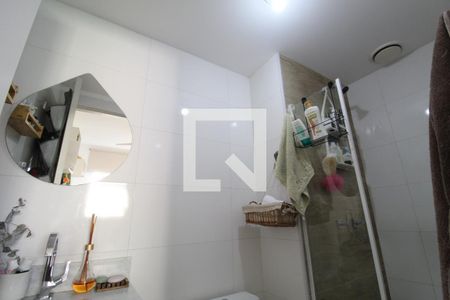 Apartamento à venda com 58m², 2 quartos e 1 vagaBanheiro da suíte