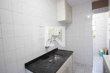 Apartamento para alugar com 41m², 2 quartos e 1 vaga Apartamento para alugar com 41m², 2 quartos e 1 vagaCozinha- Lavanderia