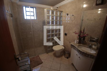 Banheiro de apartamento para alugar com 2 quartos, 265m² em Planalto, Belo Horizonte