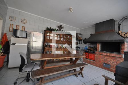 Casa à venda com 420m², 4 quartos e 8 vagasChurrasqueira