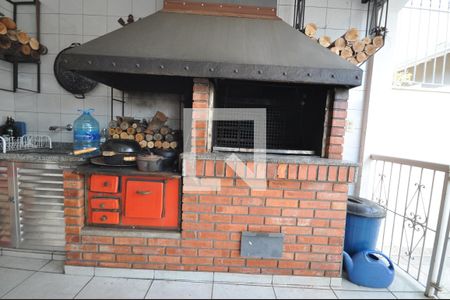 Casa à venda com 420m², 4 quartos e 8 vagasChurrasqueira