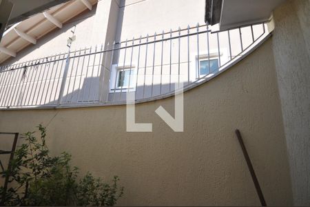 Casa à venda com 420m², 4 quartos e 8 vagasVista do Quarto 3