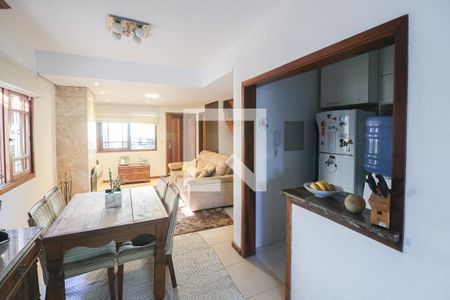 Sala de casa de condomínio para alugar com 3 quartos, 202m² em Ipanema, Porto Alegre