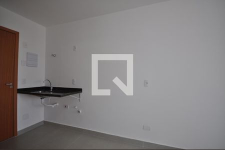 Cozinha de kitnet/studio à venda com 1 quarto, 24m² em Vila Mazzei, São Paulo