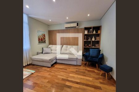 Casa à venda com 2 quartos, 169m² em Vila Rio Branco, Jundiaí