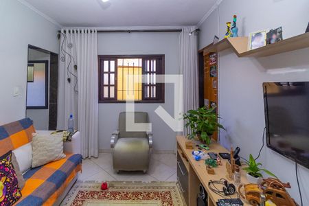 Casa 1 - Sala de casa à venda com 3 quartos, 210m² em Vila Ivone, São Paulo