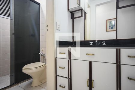 Apartamento à venda com 59m², 2 quartos e 2 vagas Apartamento à venda com 59m², 2 quartos e 2 vagasBanheiro