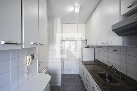 Apartamento à venda com 59m², 2 quartos e 2 vagas Apartamento à venda com 59m², 2 quartos e 2 vagasCozinha