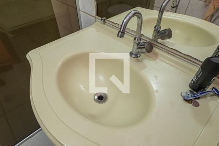 Apartamento para alugar com 83m², 2 quartos e 1 vaga Apartamento para alugar com 83m², 2 quartos e 1 vagaBanheiro