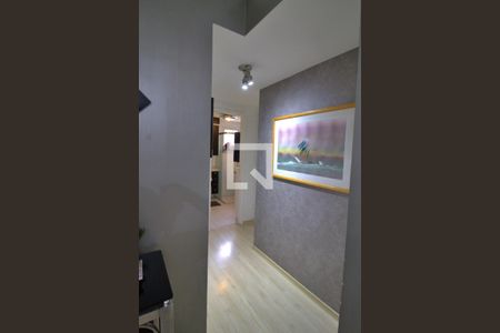 Corredor de apartamento à venda com 2 quartos, 72m² em Paraíso do Morumbi, São Paulo