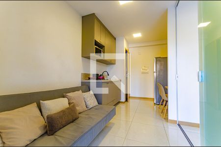 Sala de apartamento para alugar com 1 quarto, 32m² em Caminho das Árvores, Salvador