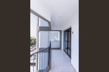 Apartamento para alugar com 96m², 3 quartos e 1 vaga Apartamento para alugar com 96m², 3 quartos e 1 vagaVaranda da sala