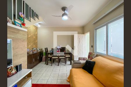 Sala de casa para alugar com 2 quartos, 75m² em Jardim Luiza, Jacareí
