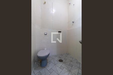 Banheiro  de casa para alugar com 1 quarto, 50m² em Artur Alvim, São Paulo