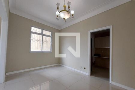 Sala de casa à venda com 3 quartos, 200m² em Méier, Rio de Janeiro