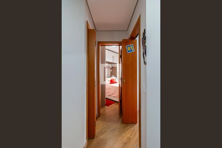 Corredor de apartamento para alugar com 2 quartos, 88m² em Vila America, Santo André