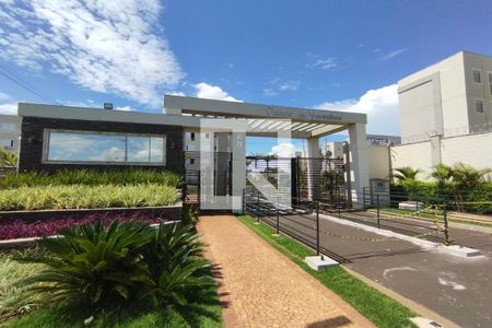 Apartamento para alugar com 50m², 2 quartos e 1 vagaFachada