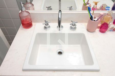 Apartamento à venda com 184m², 4 quartos e 2 vagasBanheiro