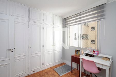 Apartamento à venda com 184m², 4 quartos e 2 vagasQuarto 3