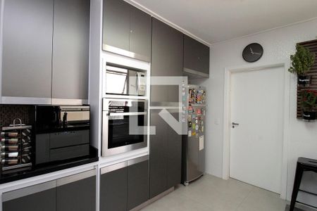 Apartamento à venda com 184m², 4 quartos e 2 vagasCozinha
