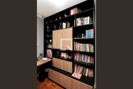 Apartamento à venda com 184m², 4 quartos e 2 vagasQuarto 2