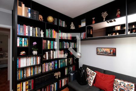 Apartamento à venda com 184m², 4 quartos e 2 vagasQuarto 2